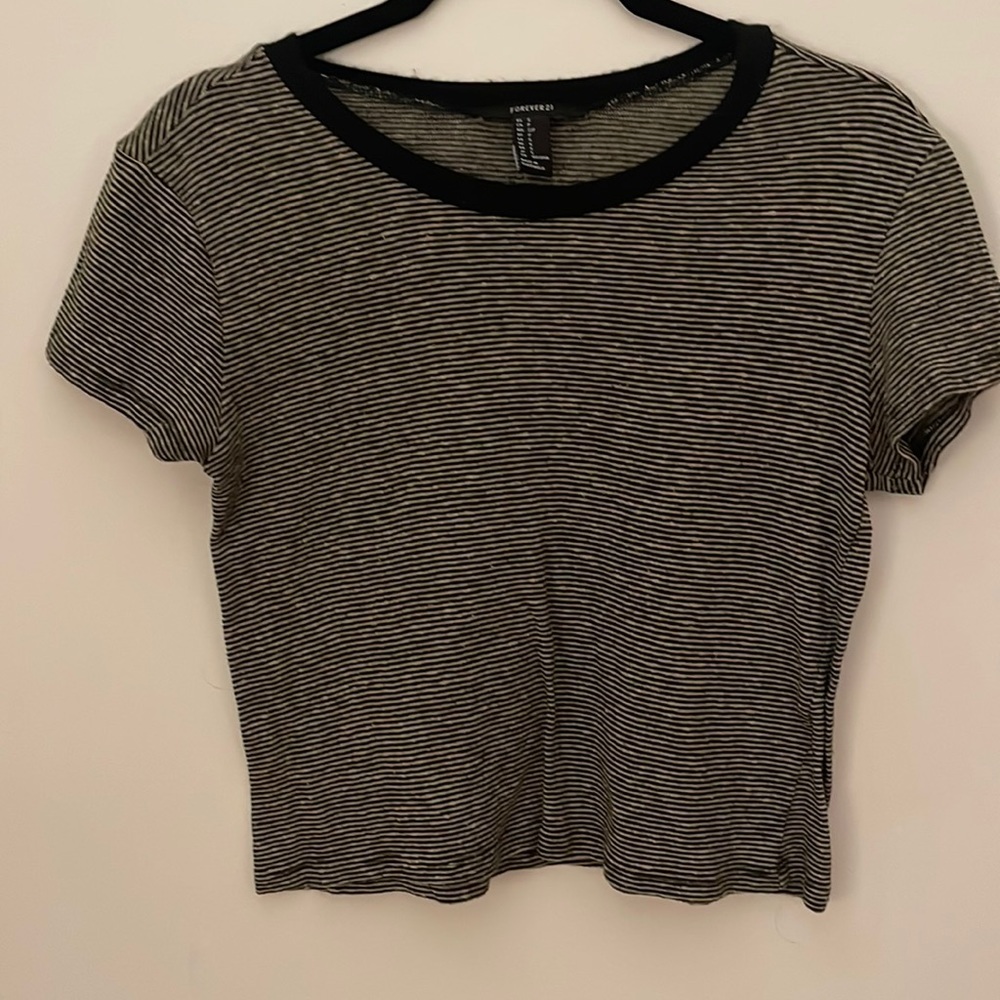 Black and white stripped crop top